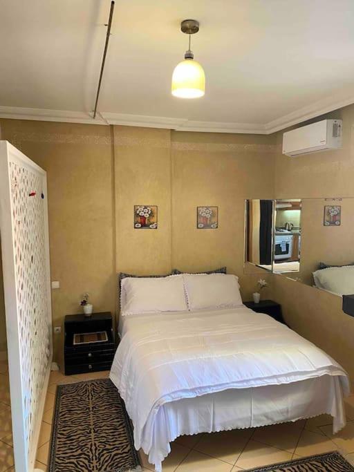 Superbe Appartement A Gueliz Marrakesh Eksteriør billede